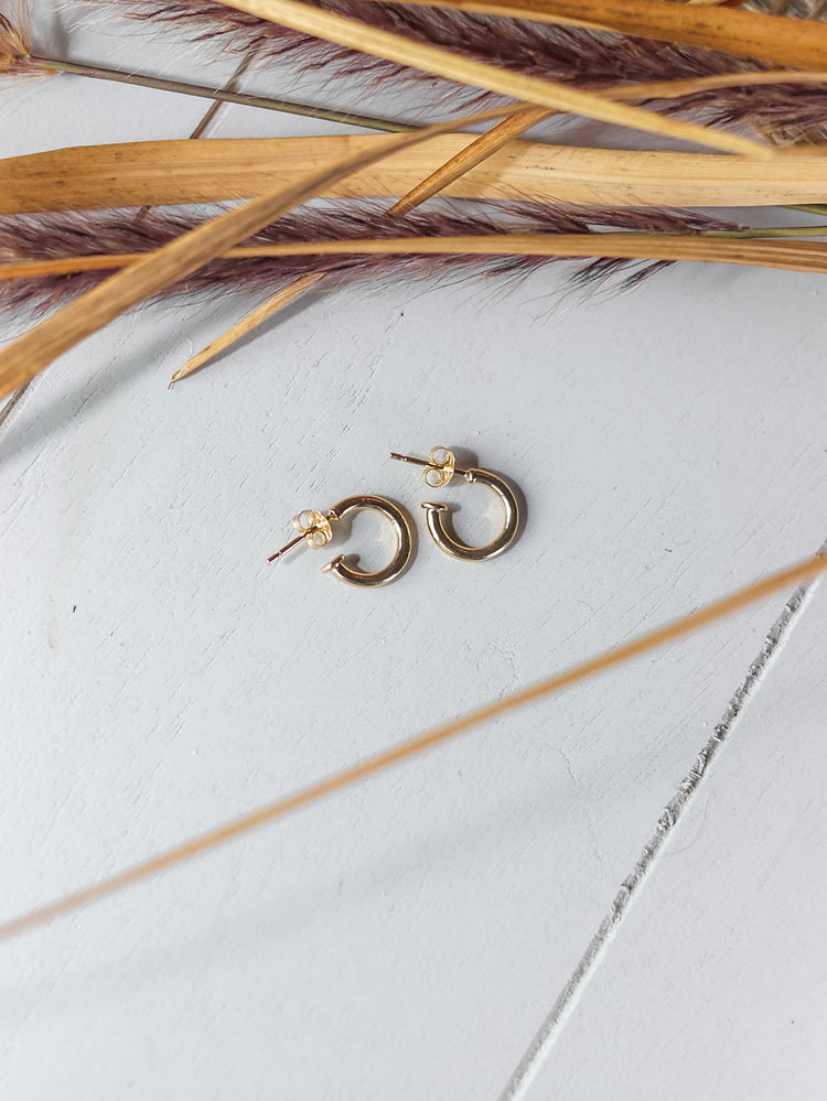 Mini Signature YG Hoop